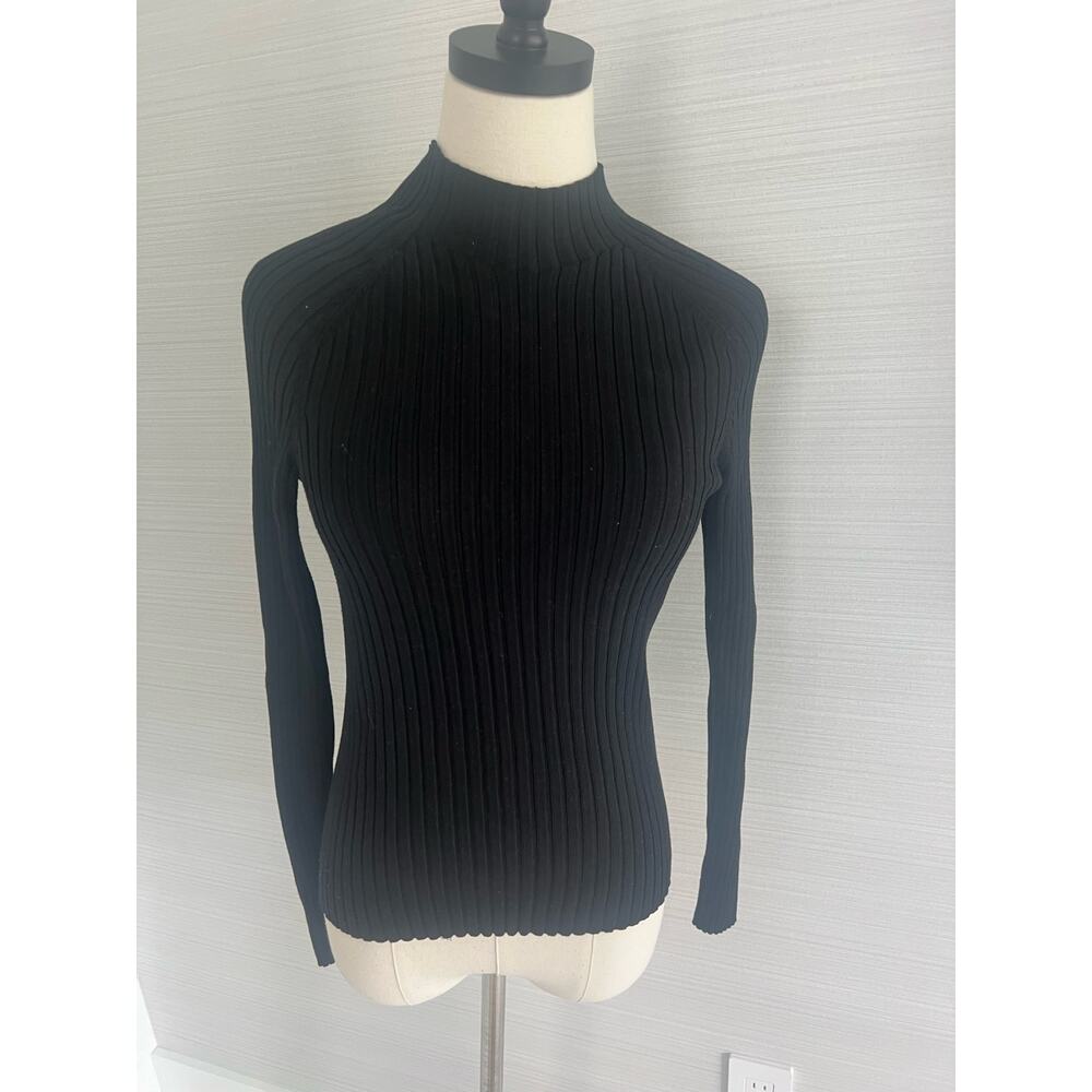 Zara Black Ribbed Sweater. Size Large